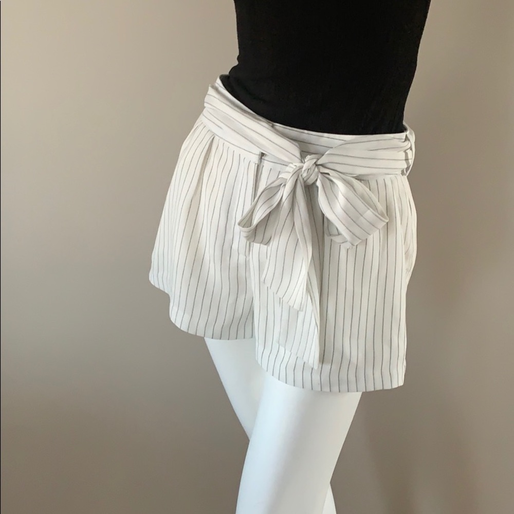 High waisted tie shorts
